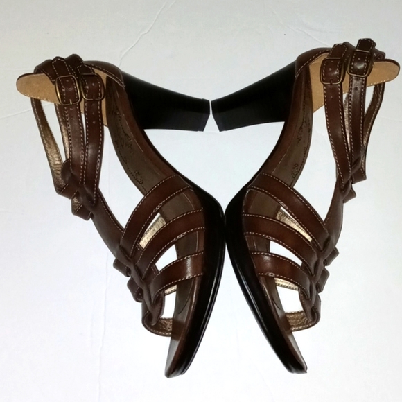 Mudd Shoes - Mudd Charlet Sandal NWOT